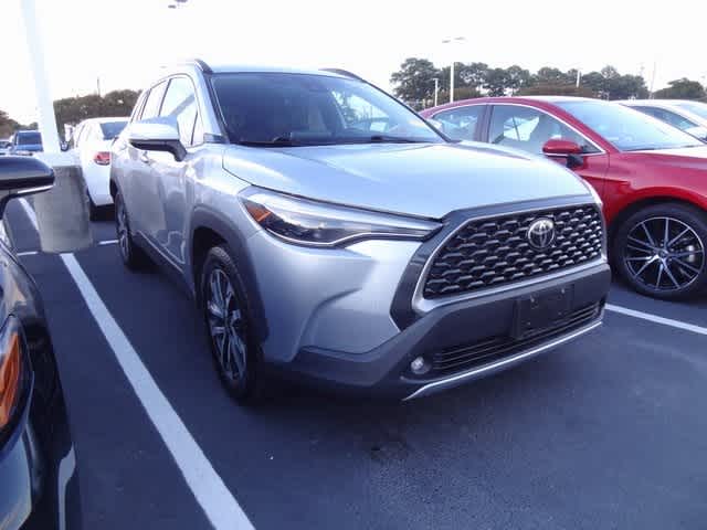 Thumbnail: 2022 Toyota Corolla Cross - 3