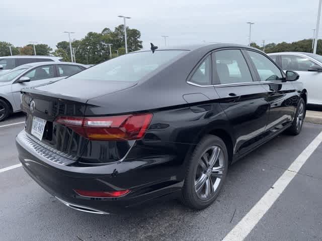 Thumbnail: 2019 Volkswagen Jetta - 3