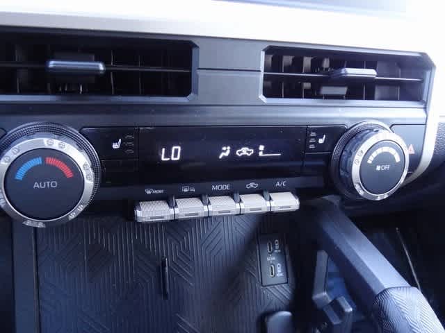 Thumbnail: 2024 Toyota Tacoma - 24