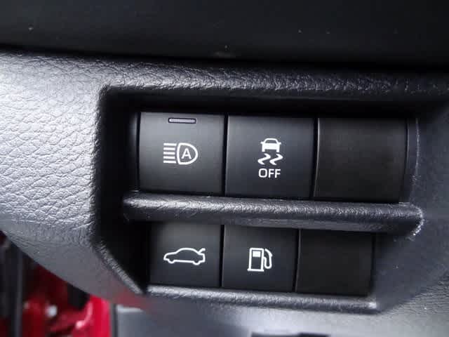 Thumbnail: 2022 Toyota Avalon - 10