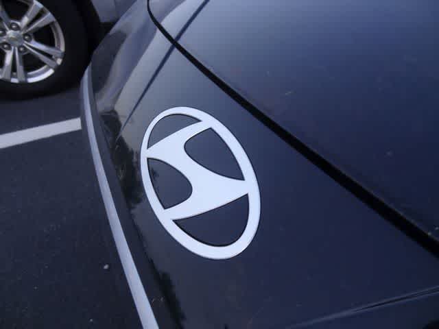 Thumbnail: 2024 Hyundai Elantra - 15