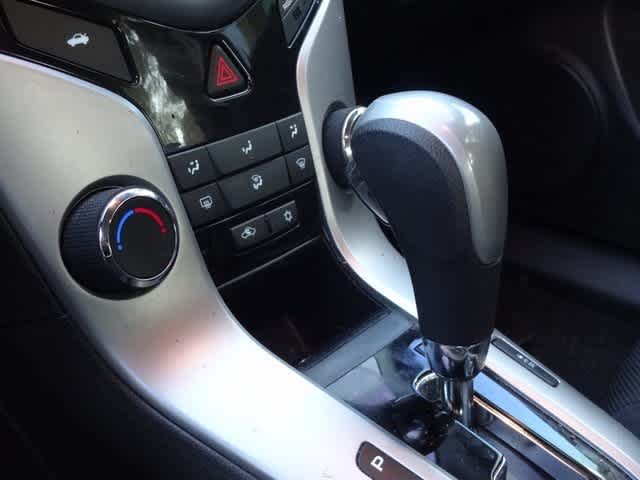 2016 Chevrolet Cruze Limited 9