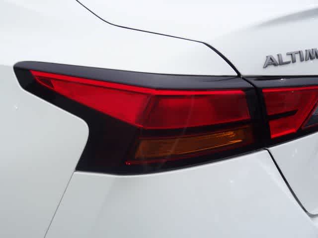 Thumbnail: 2025 Nissan Altima - 18