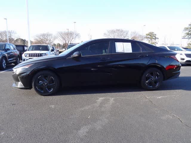 Thumbnail: 2023 Hyundai Elantra - 2