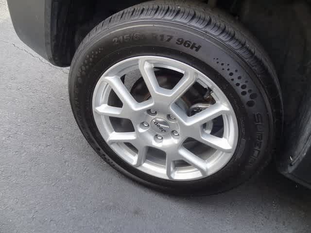 Thumbnail: 2023 Jeep Renegade - 26