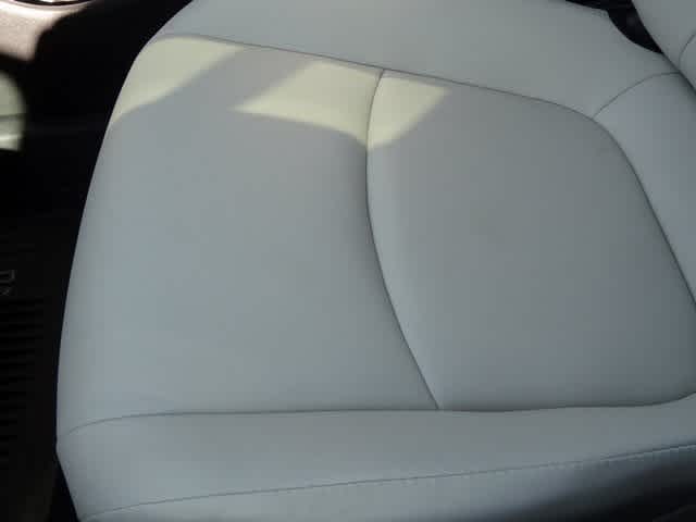 Thumbnail: 2024 Toyota Corolla Cross - 18