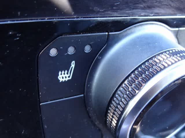 Thumbnail: 2023 Toyota Highlander - 12