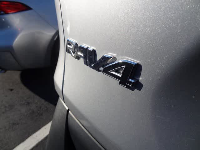 Thumbnail: 2024 Toyota RAV4 - 6