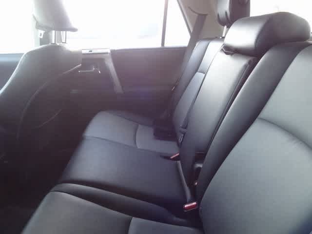 Thumbnail: 2017 Toyota 4Runner - 9