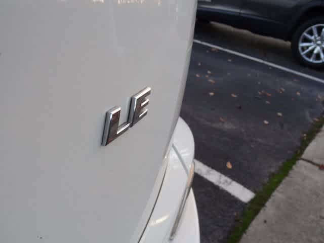 Thumbnail: 2017 Toyota RAV4 - 19