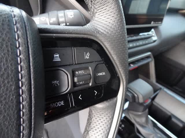 Thumbnail: 2023 Toyota Sequoia - 10