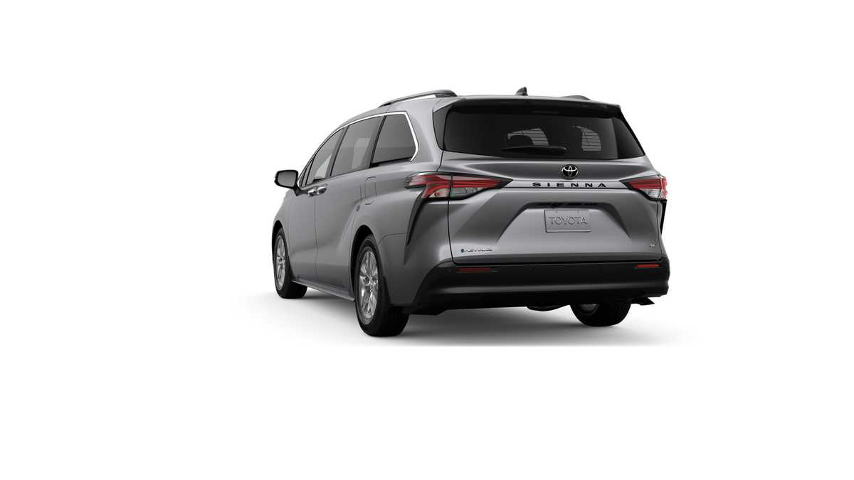 Thumbnail: 2026 Toyota Sienna - 7