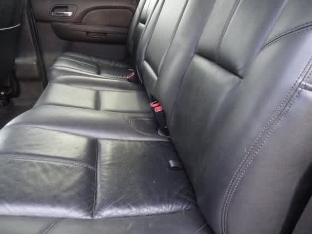 Thumbnail: 2012 Chevrolet Avalanche 1500 - 18