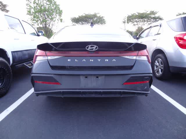 Thumbnail: 2024 Hyundai Elantra - 6
