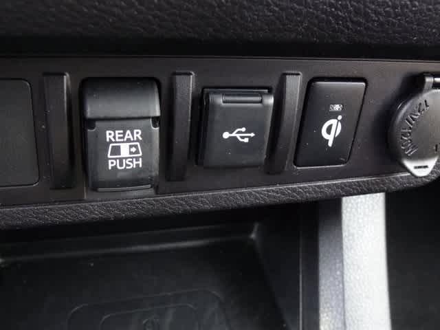 Thumbnail: 2023 Toyota Tacoma - 16