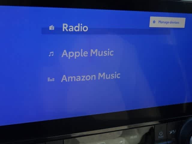 Thumbnail: 2023 Toyota Highlander - 31