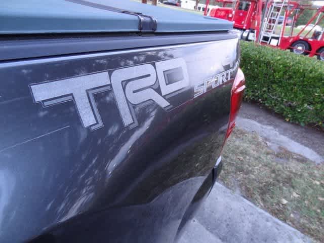 Thumbnail: 2017 Toyota Tacoma - 16