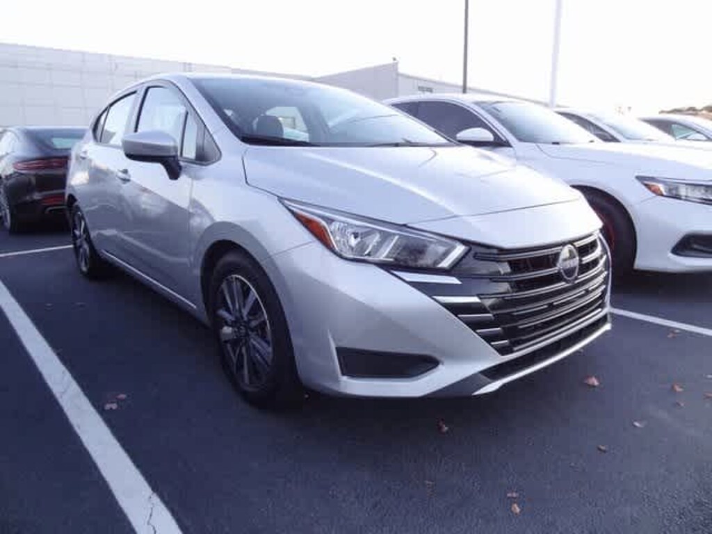 Used 2023 Nissan Versa 1.6 SV Sedan