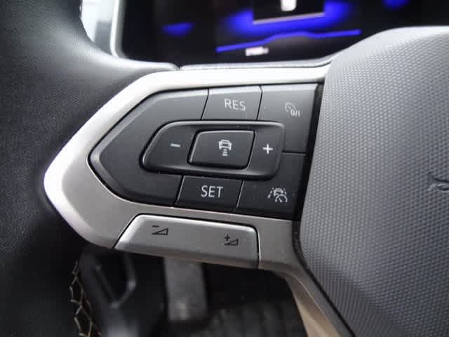 Thumbnail: 2024 Volkswagen Tiguan - 11