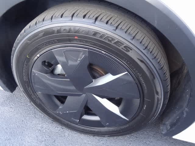 Thumbnail: 2024 Toyota Prius - 25