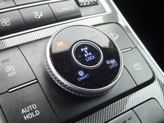 Thumbnail: 2023 Hyundai Santa Fe - 31