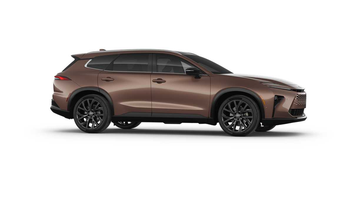 Thumbnail: 2025 Toyota Crown Signia - 13