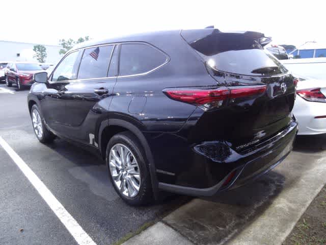 Thumbnail: 2021 Toyota Highlander - 5