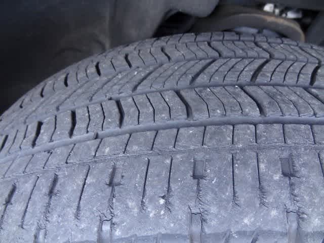 Thumbnail: 2019 Chevrolet Suburban - 12