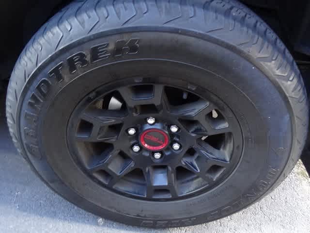 Thumbnail: 2023 Toyota 4Runner - 17