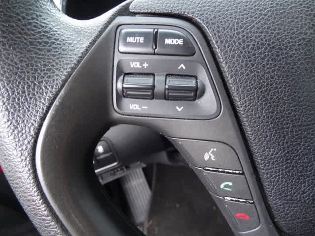 Thumbnail: 2015 Kia Forte - 11