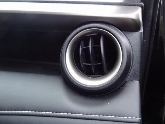 Thumbnail: 2014 Toyota RAV4 - 22