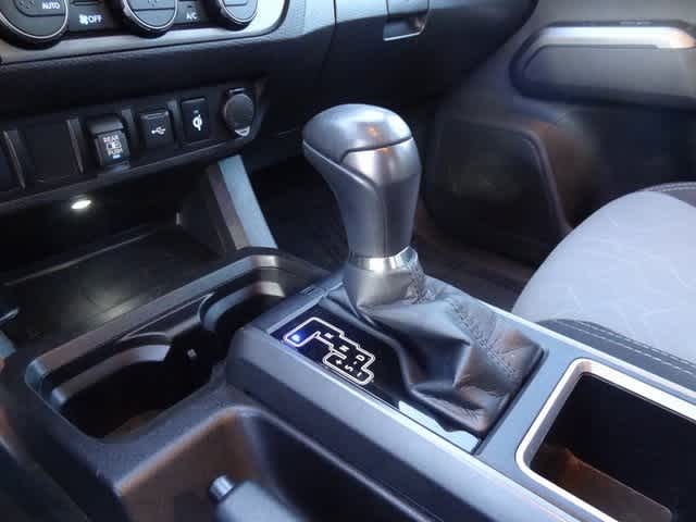 Thumbnail: 2023 Toyota Tacoma - 31