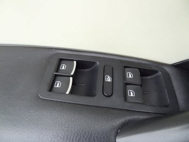 Thumbnail: 2014 Volkswagen Passat - 14