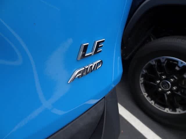 Thumbnail: 2019 Toyota RAV4 - 7