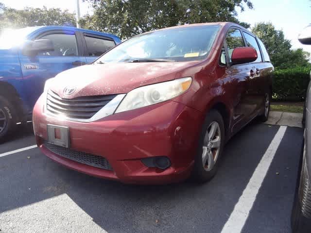2011 Toyota Sienna LE -
                  Chesapeake, VA