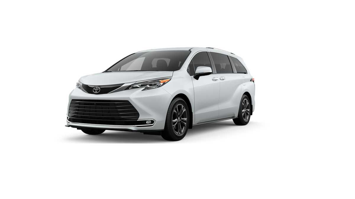 Thumbnail: 2026 Toyota Sienna - 1