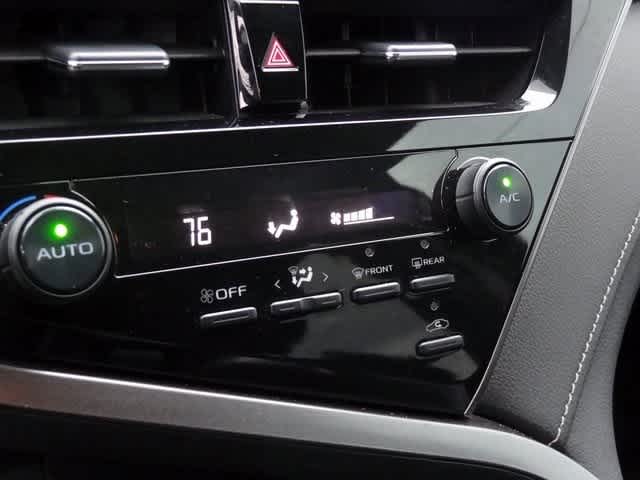 Thumbnail: 2021 Toyota Camry - 24