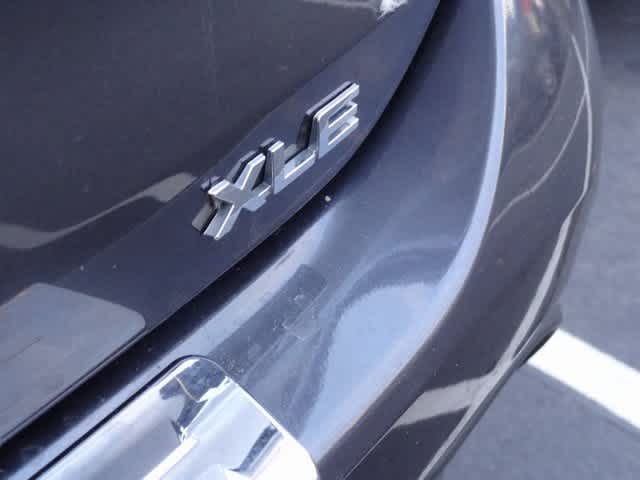 Thumbnail: 2023 Toyota Highlander - 18