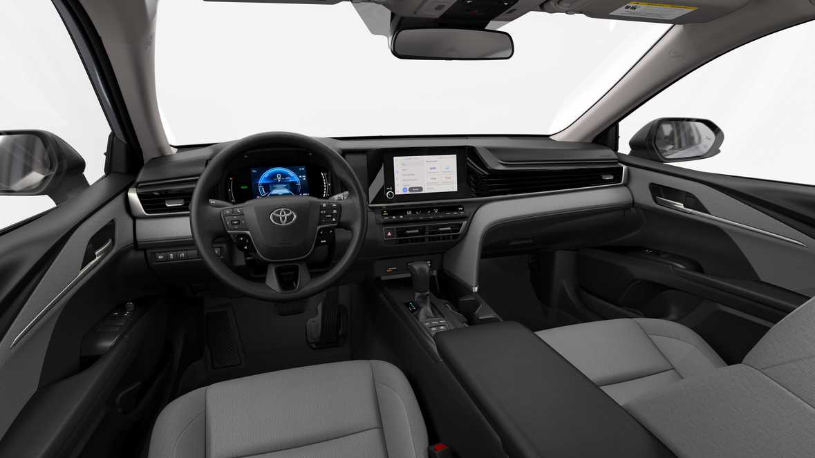 2025 Toyota Camry LE 5