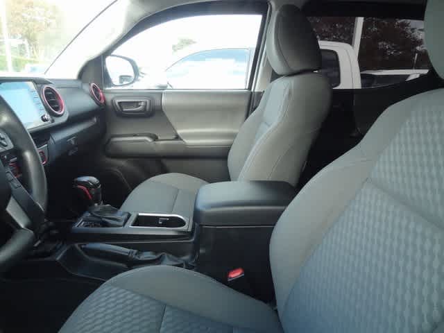 Thumbnail: 2022 Toyota Tacoma - 5