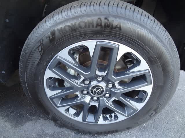 Thumbnail: 2024 Toyota Tundra - 17