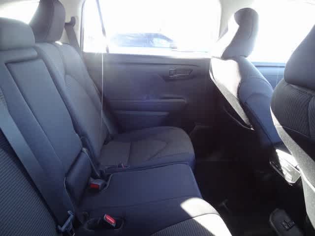 Thumbnail: 2023 Toyota Highlander - 12