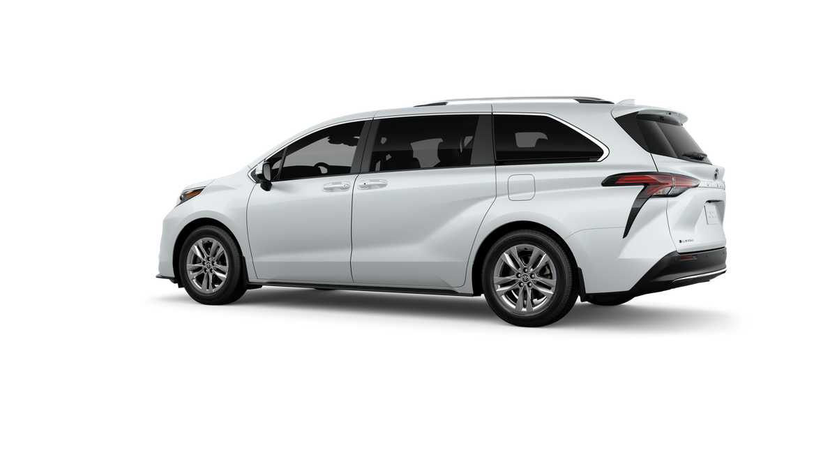 Thumbnail: 2026 Toyota Sienna - 5