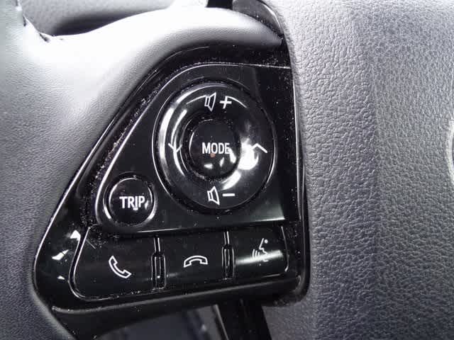 Thumbnail: 2022 Toyota Prius Prime - 20