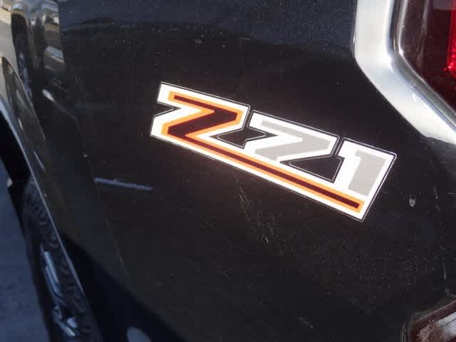 Thumbnail: 2024 Chevrolet Colorado - 18