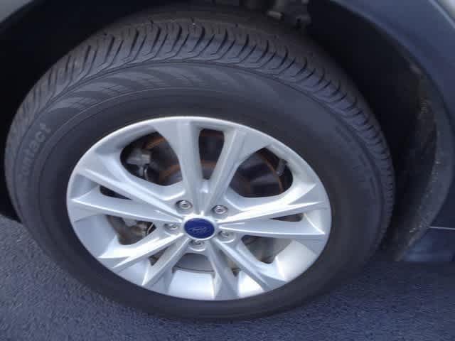 Thumbnail: 2017 Ford Escape - 10
