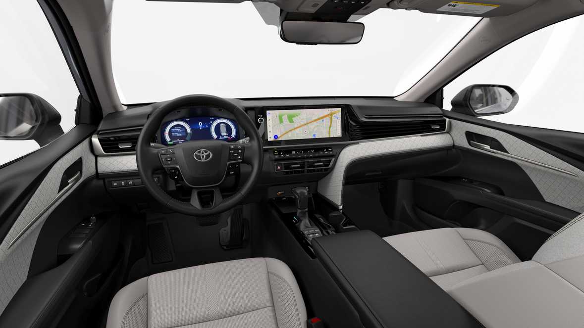 2025 Toyota Camry XLE 5