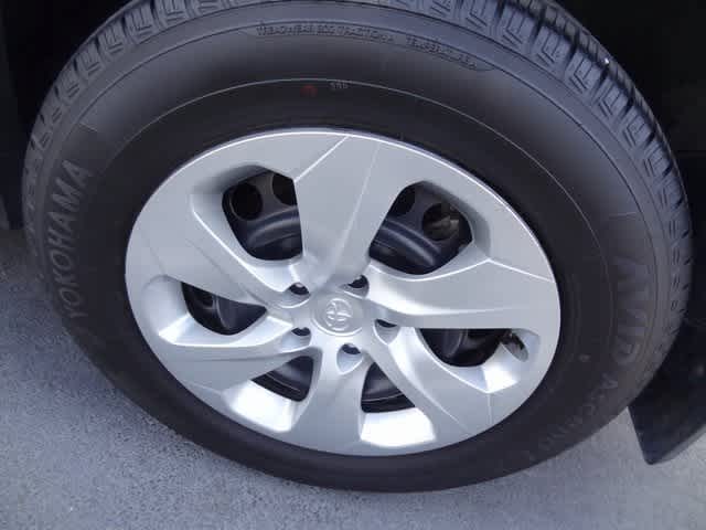 Thumbnail: 2020 Toyota RAV4 - 11