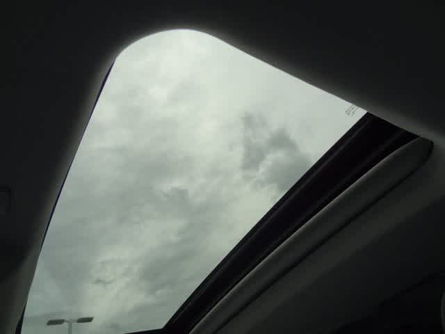 Thumbnail: 2023 Toyota Highlander - 23