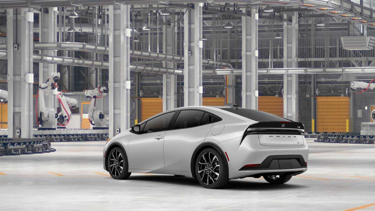 Thumbnail: 2026 Toyota Prius - 6